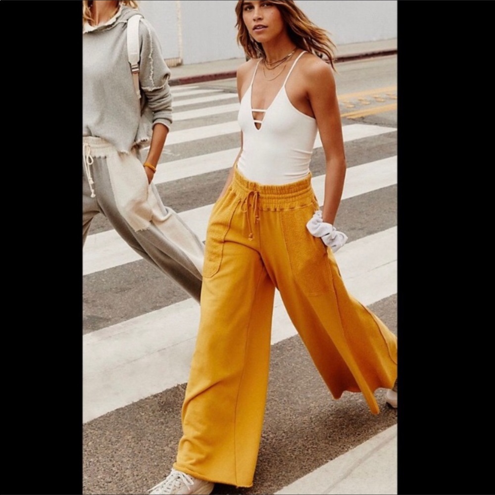 FREE PEOPLE Movement Upbeat Wide Leg Meadowsweet M - Picture 13 of 14